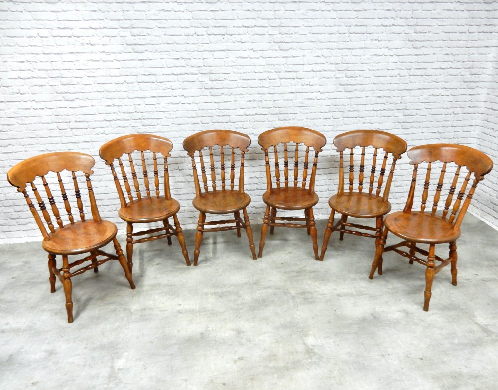 Set6 Penny Seat Windsor Chairs View III