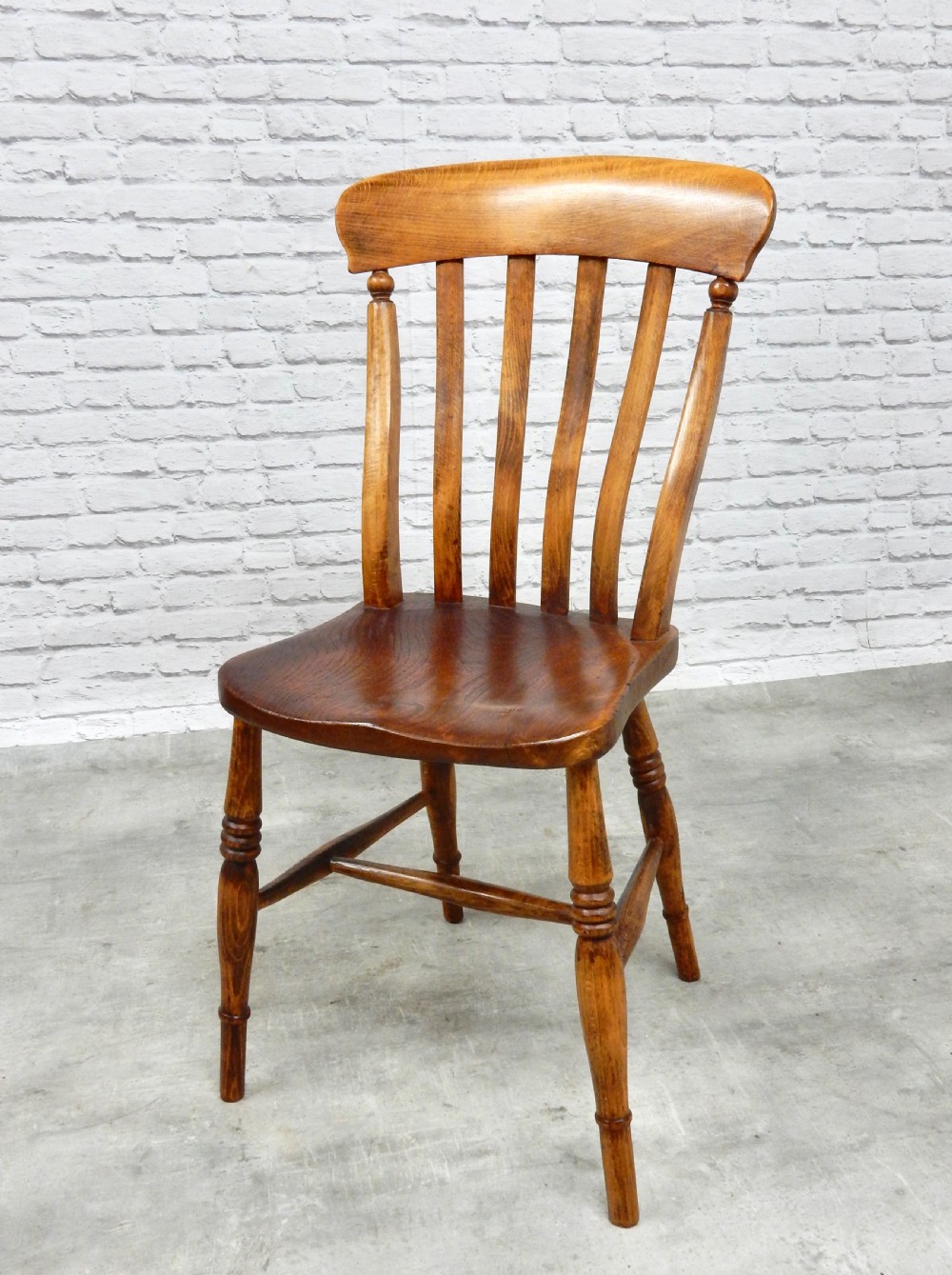 Set 4 Windsor Kitchen Chairs View VI