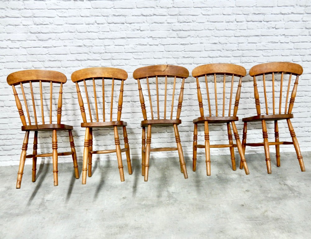 Set x5 Windsor Kitchen Chairs View IV