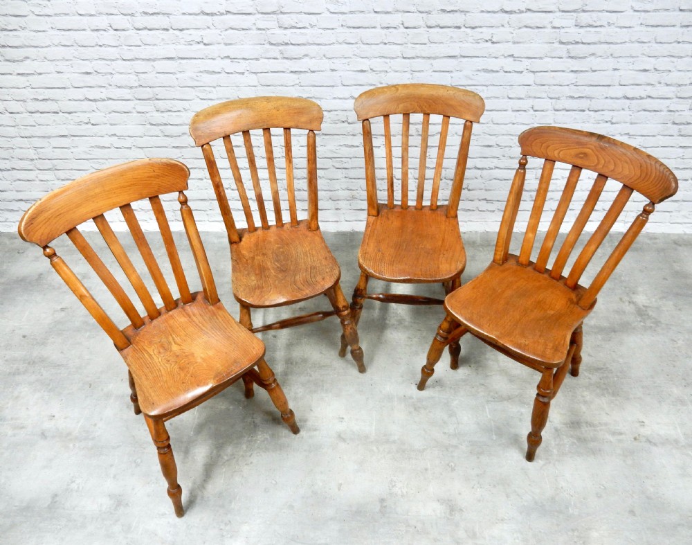 4x Windsor Kitchen Chairs View III