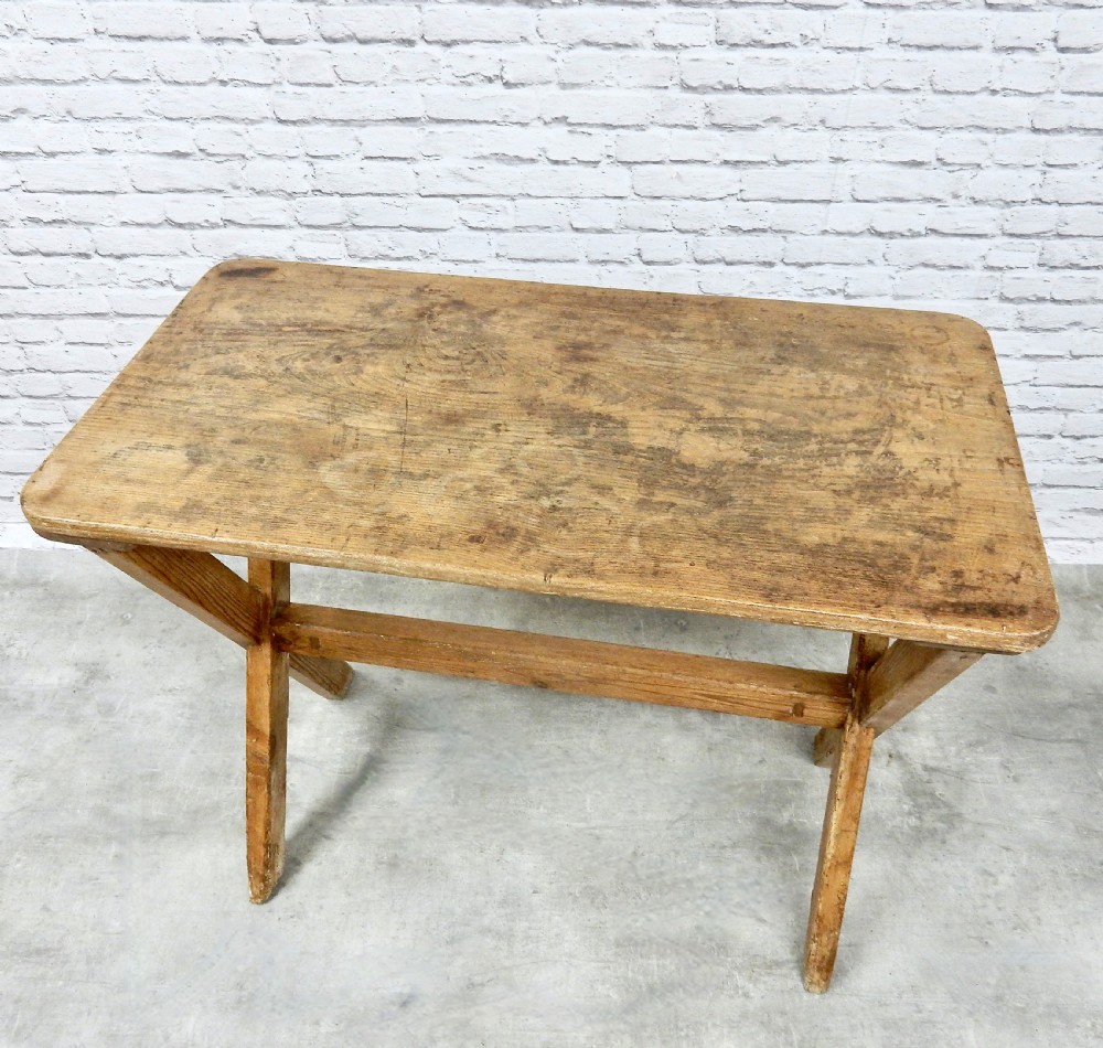 Tavern Table View VII