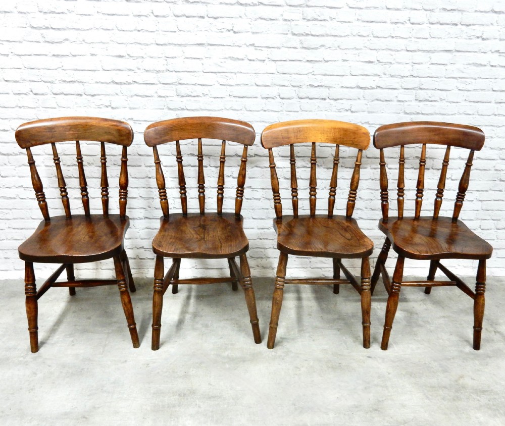 Set 4 Windsor Kitchen Chairs View VI