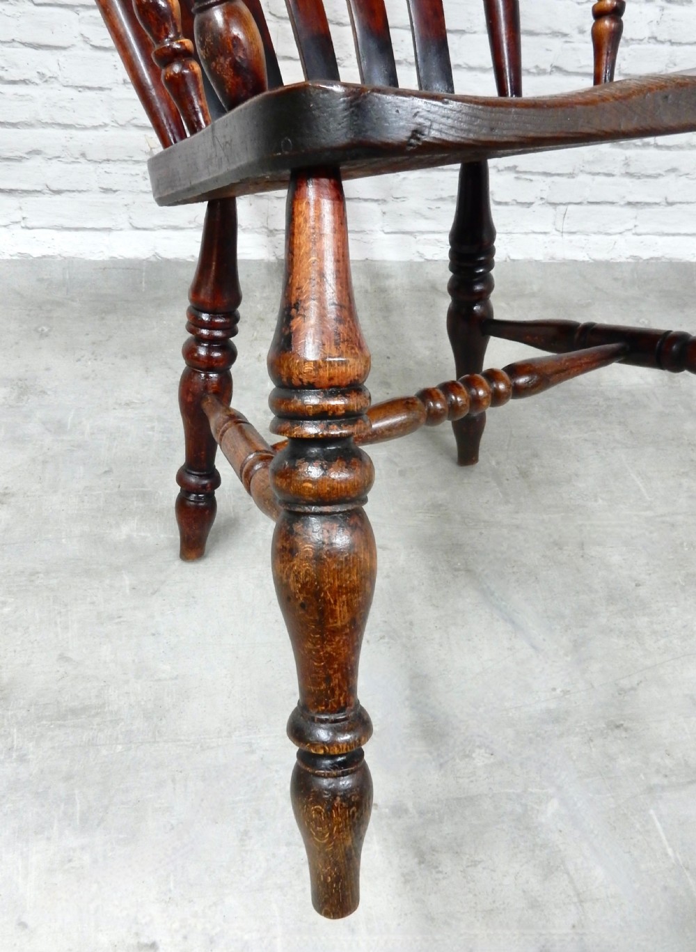 C19th Lincolnshire Windsor Armchair View XI
