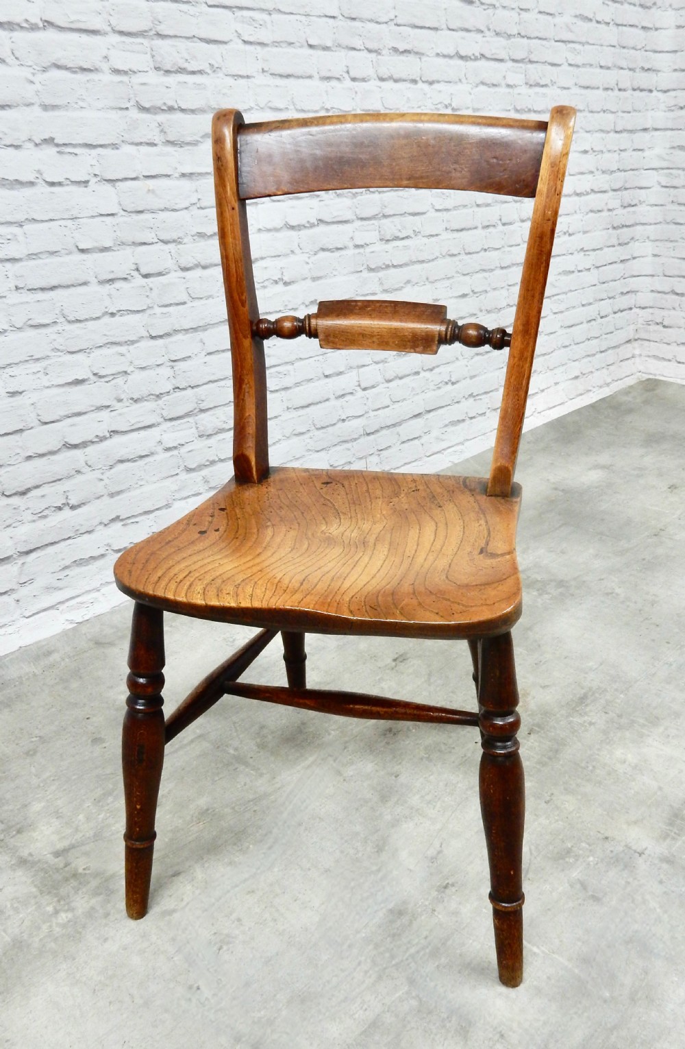Set 6 Windsor Kitchen Chairs View VII