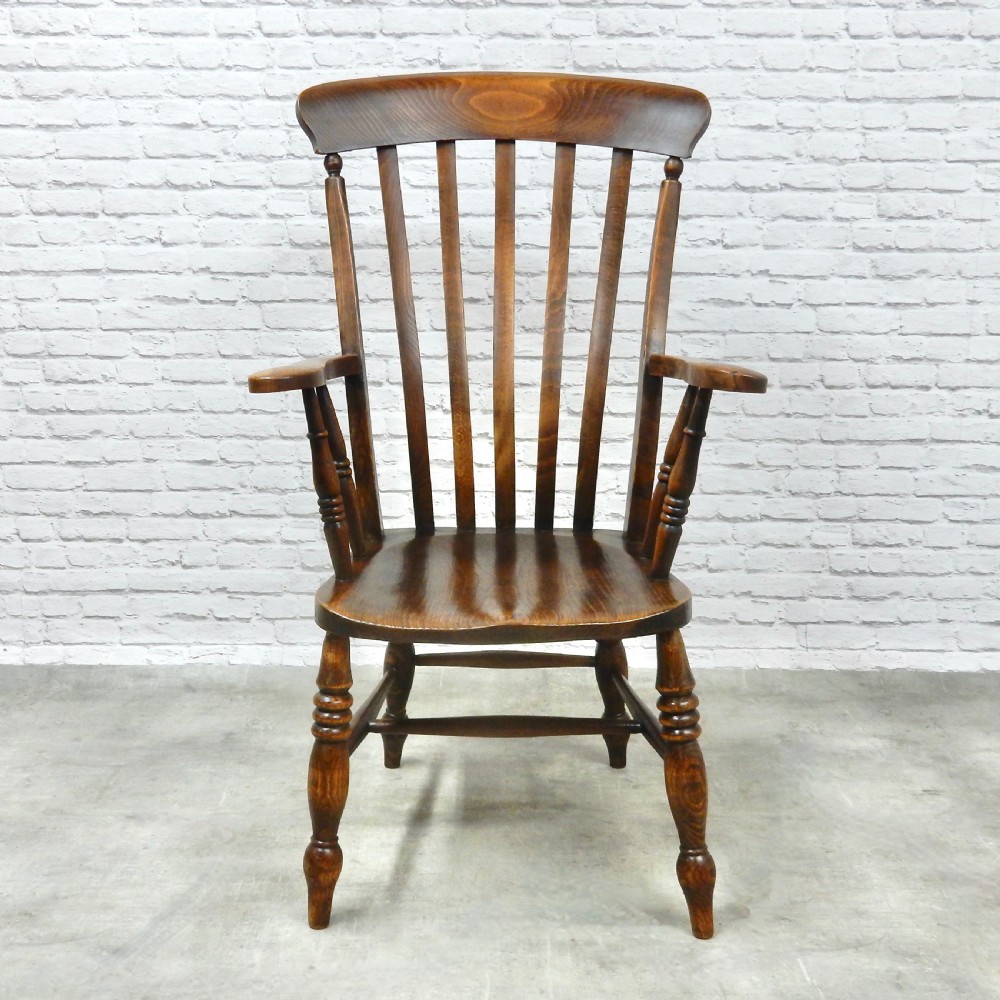 Large Lathback Windsor Armchair