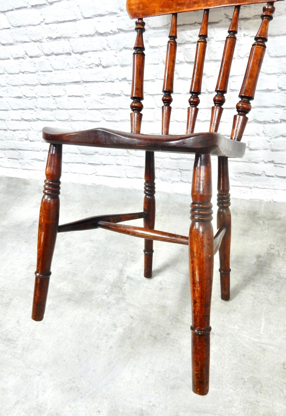 Set 6 Windsor Kitchen Chairs View VII