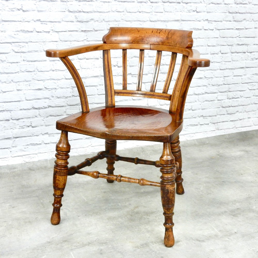 Captain's Chair