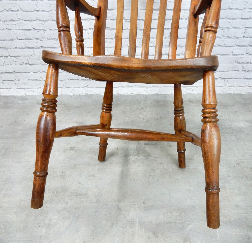 Windsor Lathback Armchair View VI