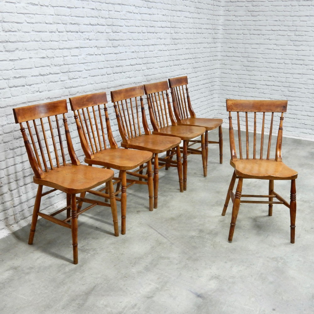 6x Windsor kitchen Chairs