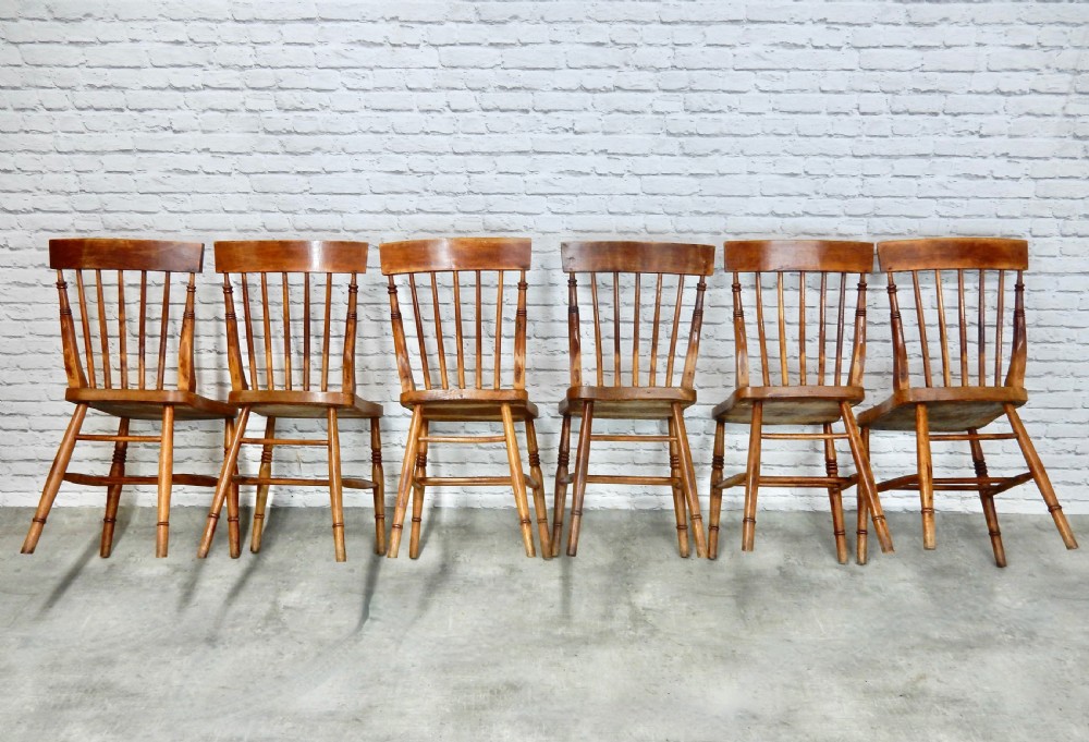 6x Windsor kitchen Chairs View IV