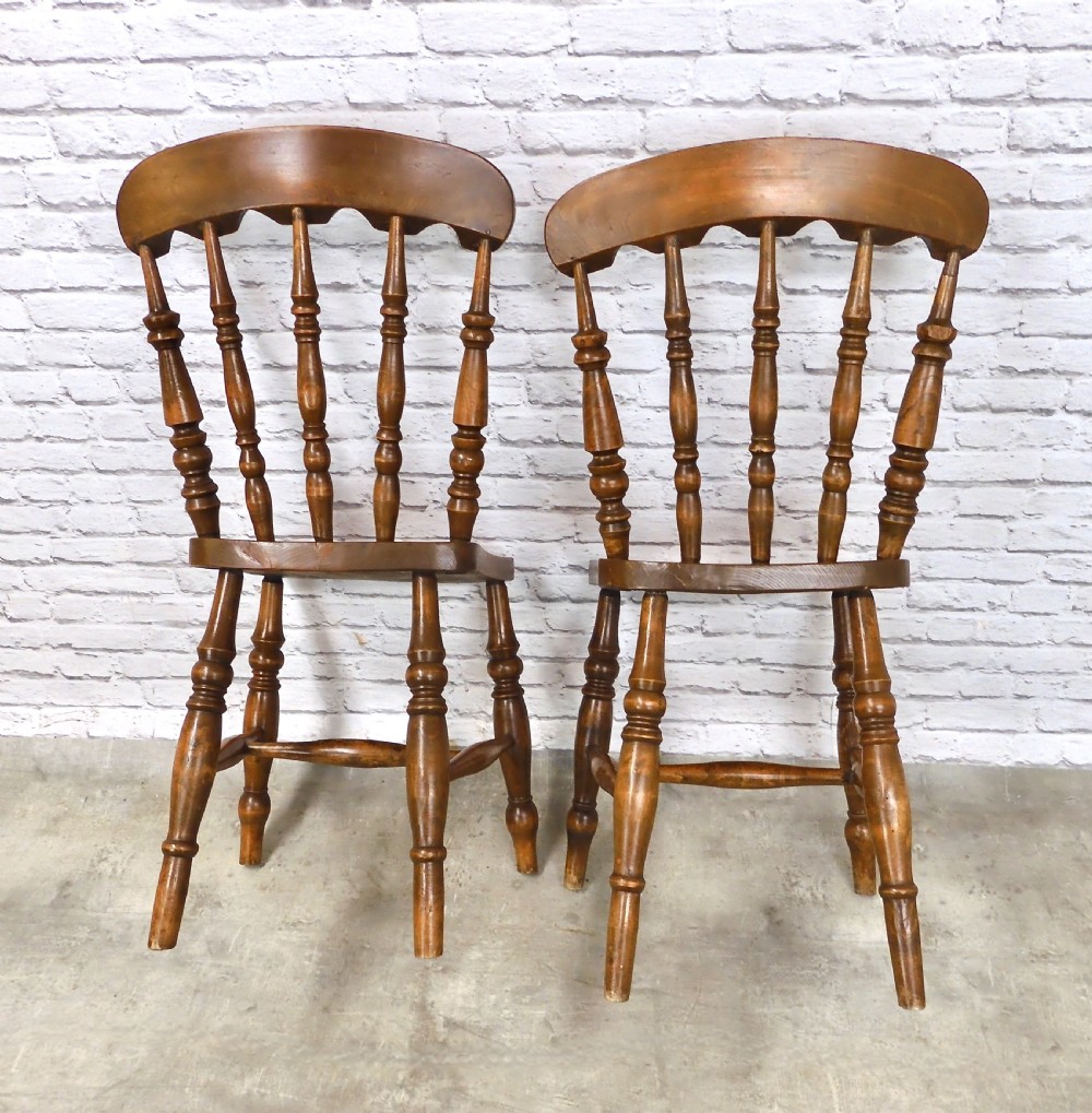 2x Windsor Kitchen Chairs View VI