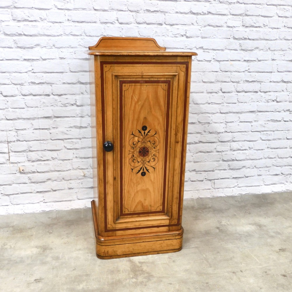Pine Pot Cupboard