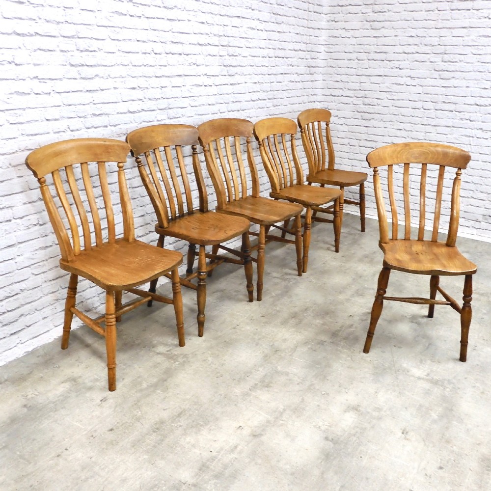 6x Windsor Kitchen Chairs View II