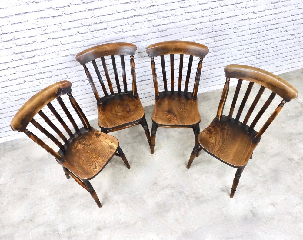 Set 4 Windsor Kitchen Chairs View IV