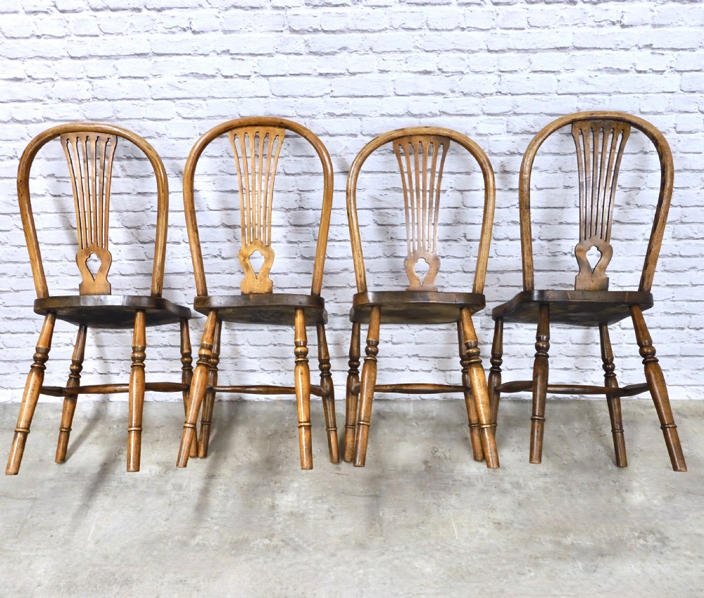 4x Windsor Kitchen Chairs View IV