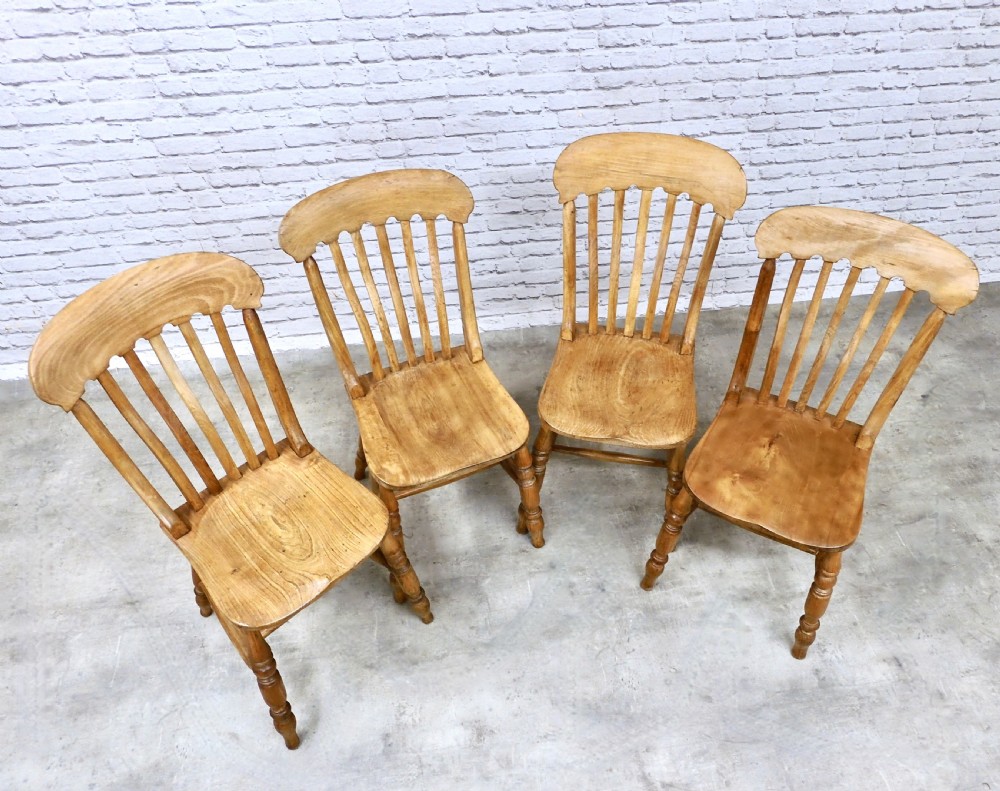 4x Windsor Kitchen Chairs View III