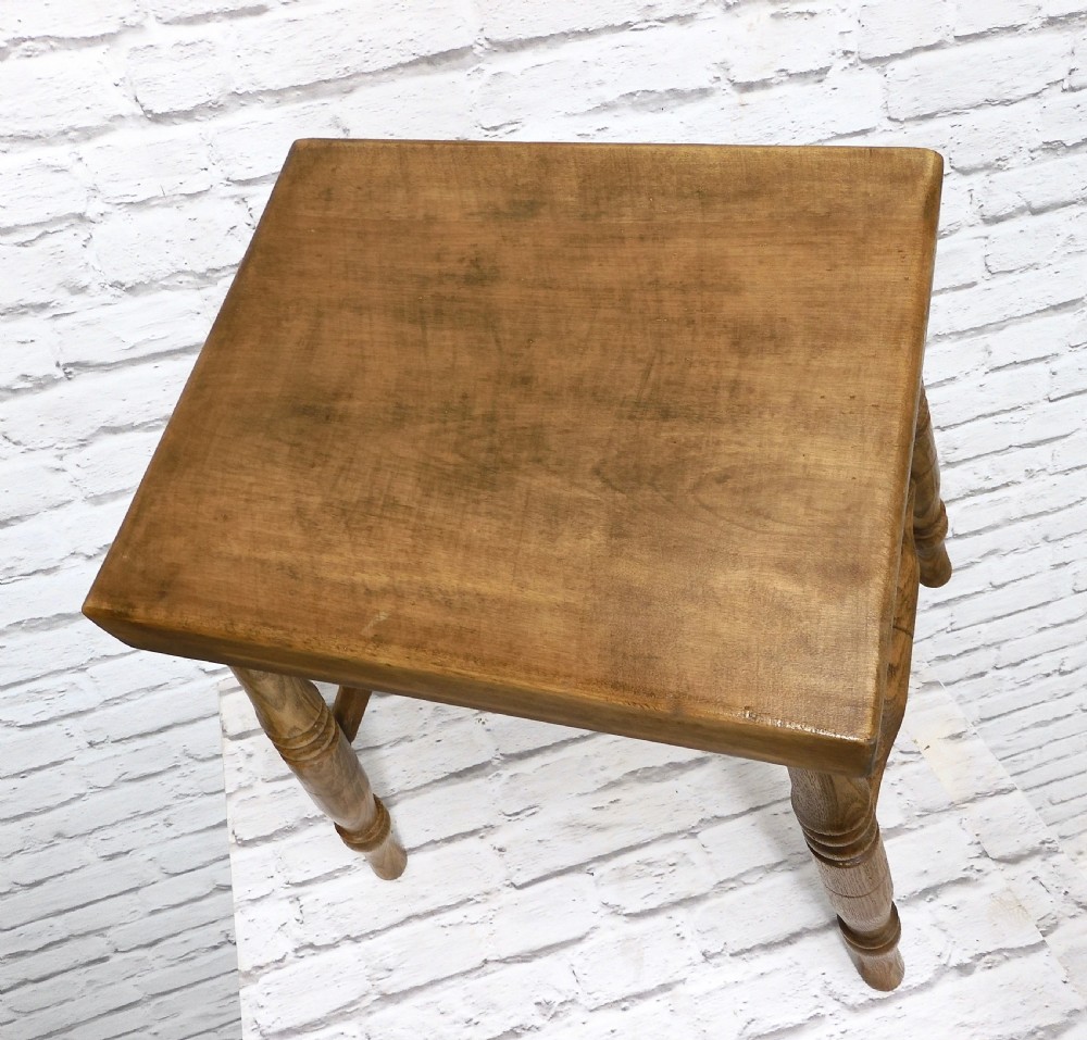 Country Stool View IV