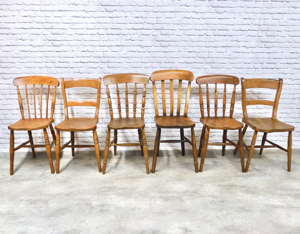 6x Windsor Kitchen Chairs View II