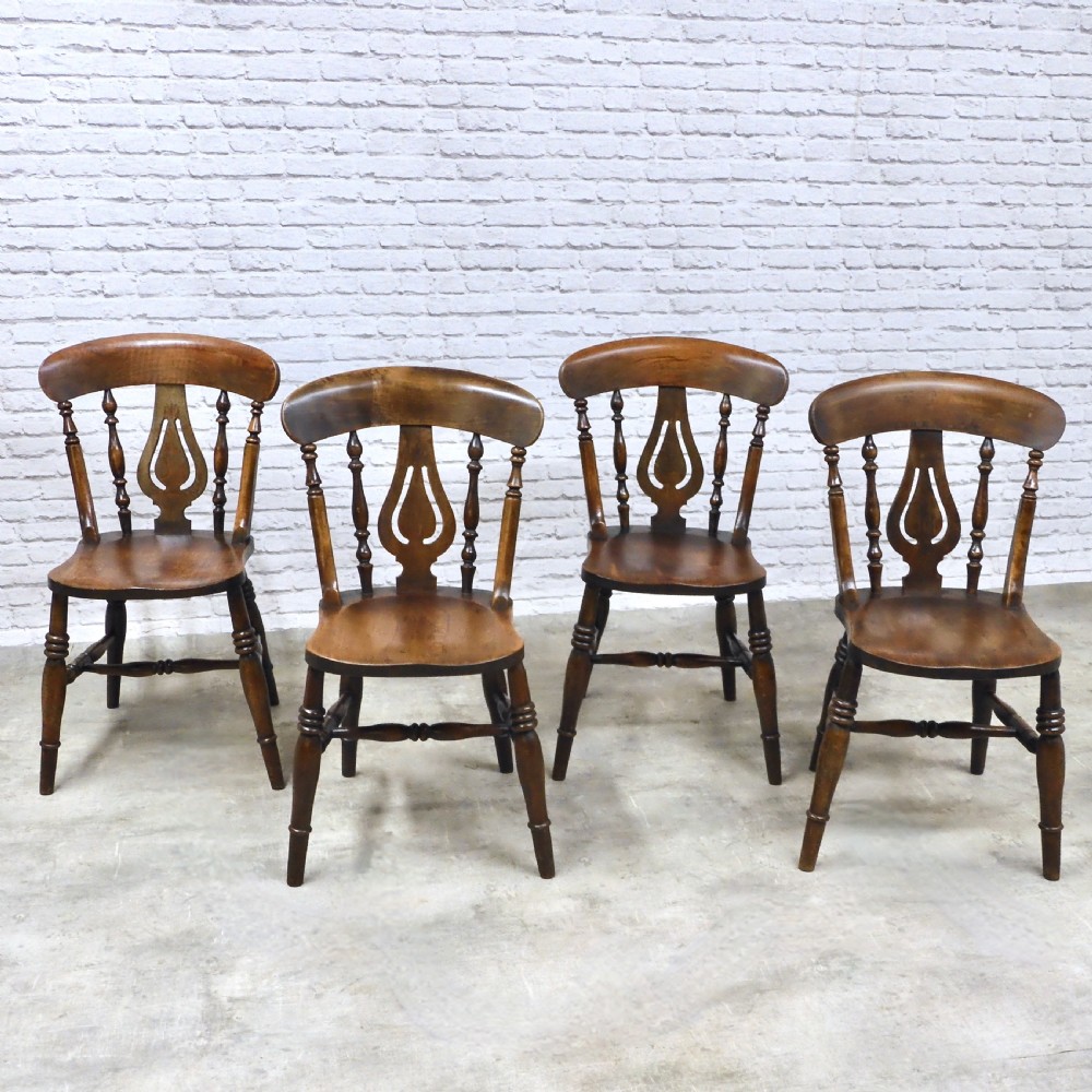 Set x4 Windsor Kitchen Chairs