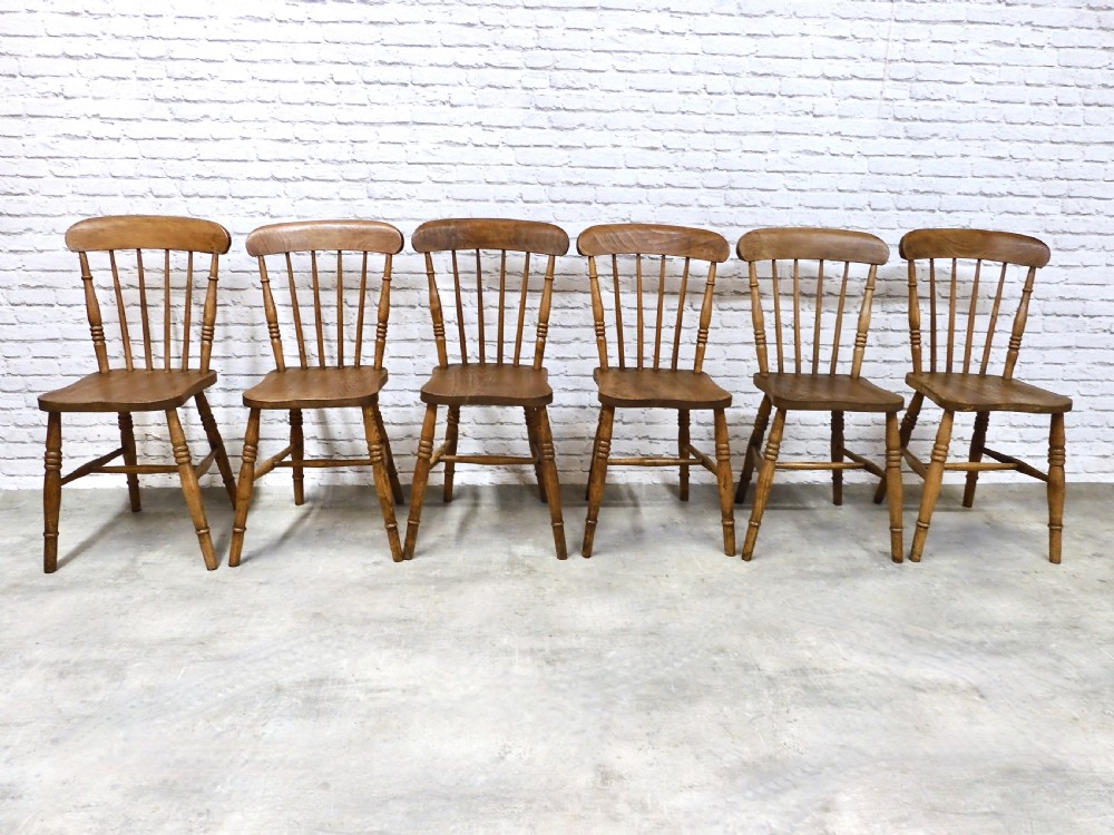 6x Windsor Kitchen Chairs View III