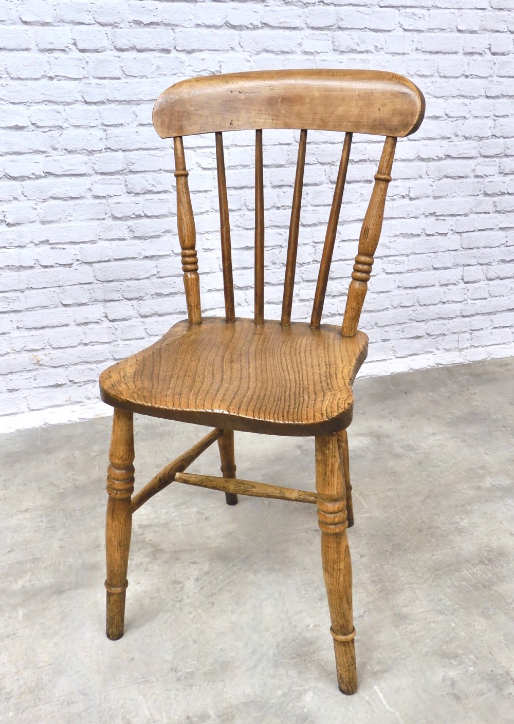 Set 6 Windsor Kitchen Chairs View IV