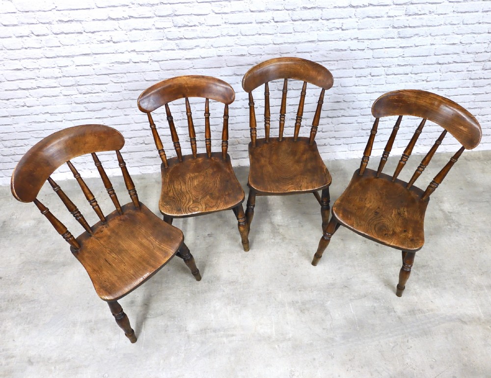 Set 4 Windsor Kitchen Chairs View III