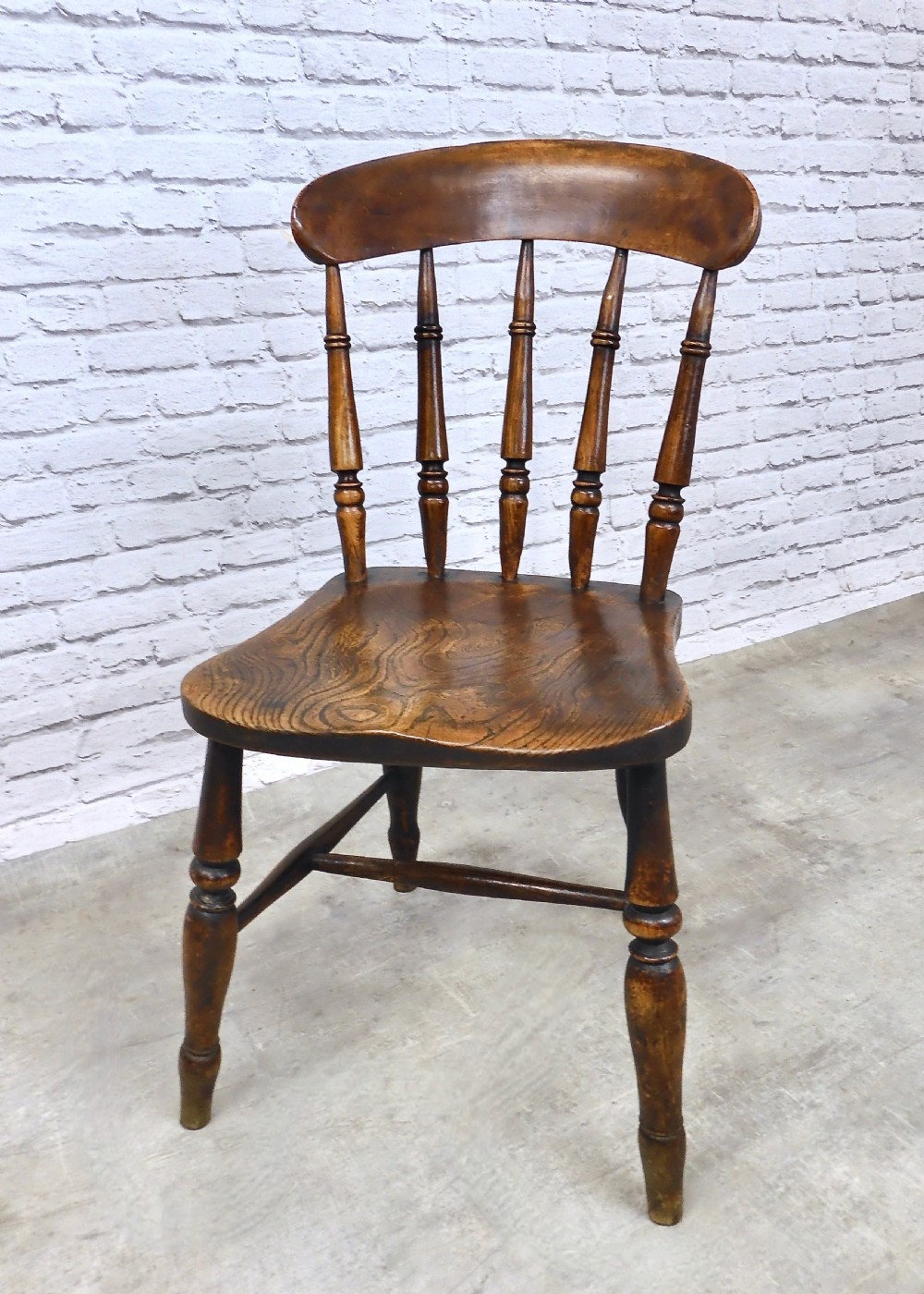 Set 4 Windsor Kitchen Chairs View VI