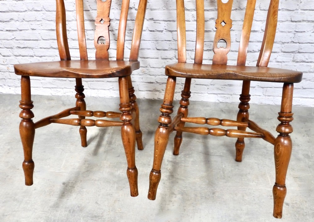 2x Windsor Kitchen Chairs View V