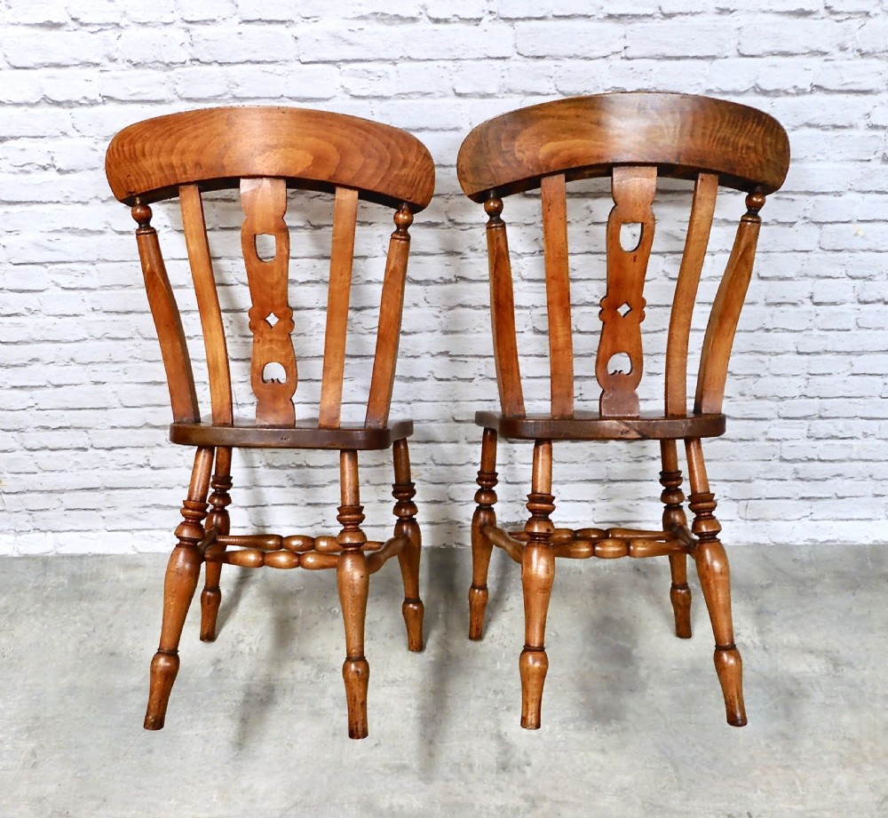 2x Windsor Kitchen Chairs View VI