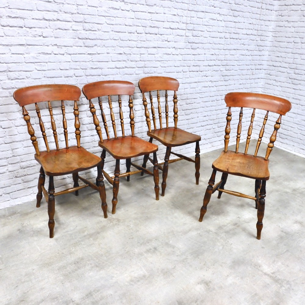 Set x4 Windsor Kitchen Chairs