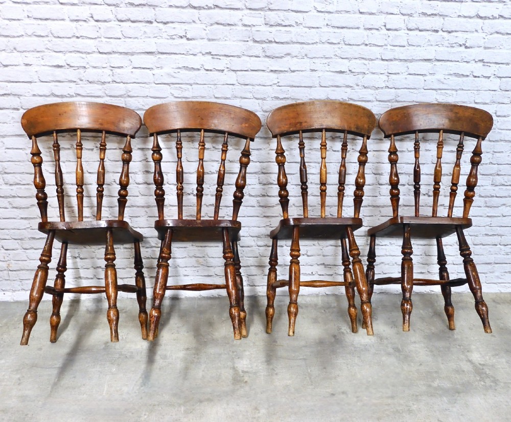 Set x4 Windsor Kitchen Chairs View V