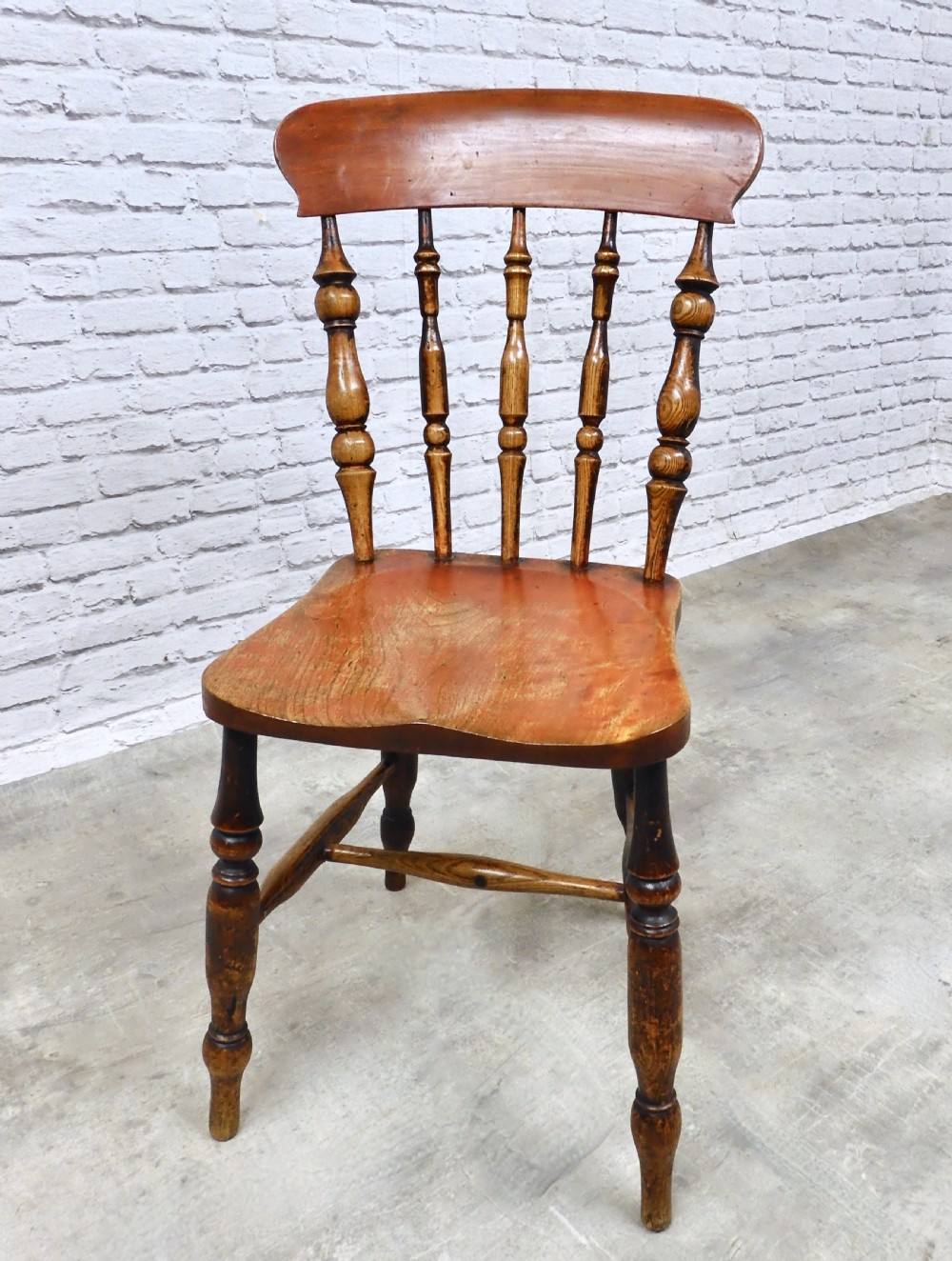 Set x4 Windsor Kitchen Chairs View VII