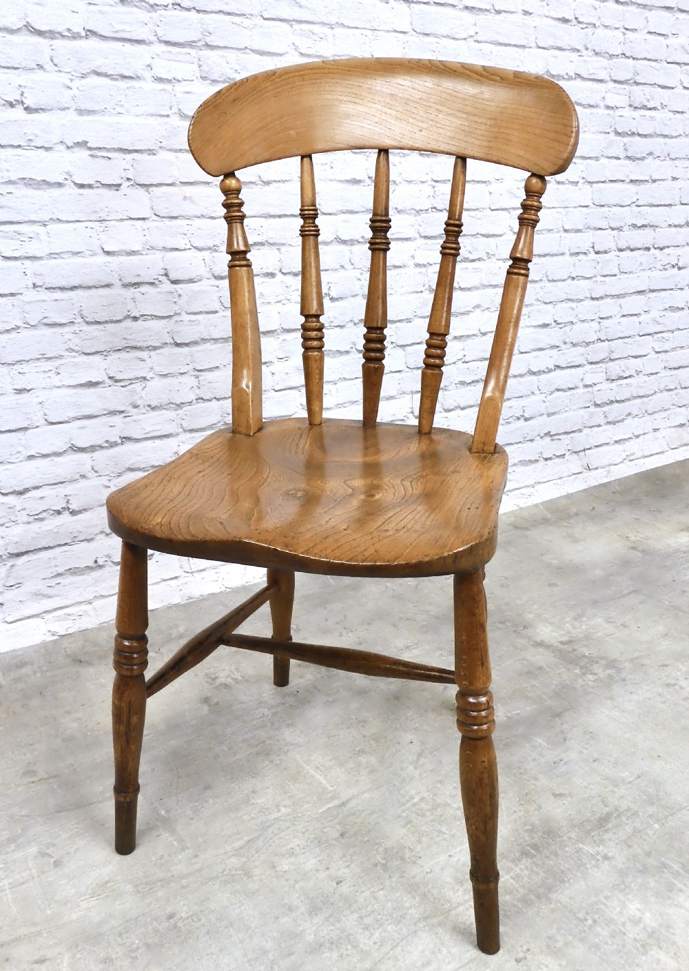Set x4 Windsor Kitchen Chairs View V