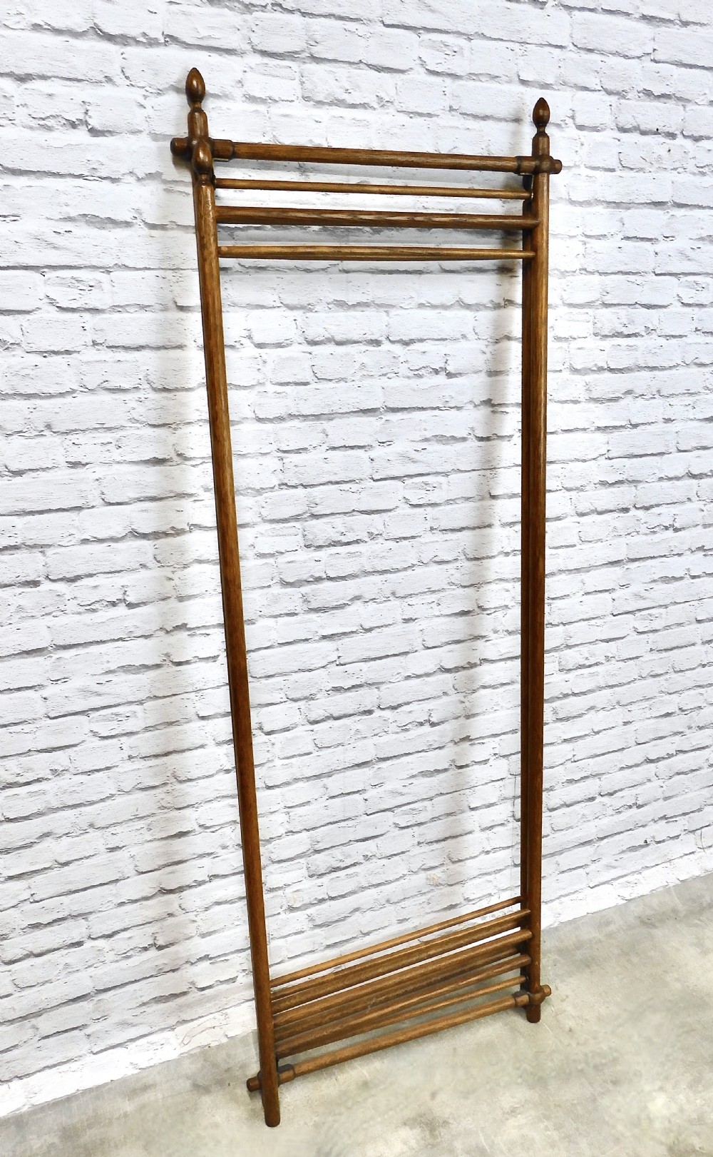 Try-fold Edwardian Screen View III