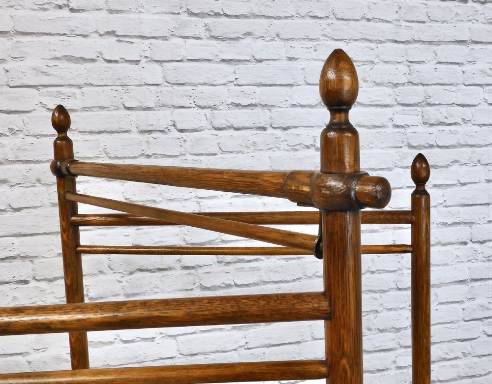 Try-fold Edwardian Screen View V