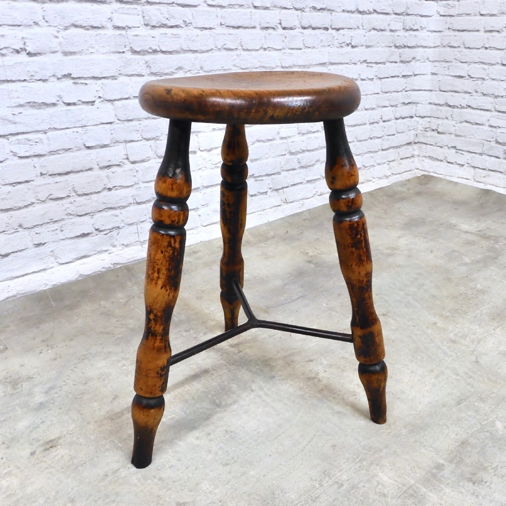 Lacemaker's Stool