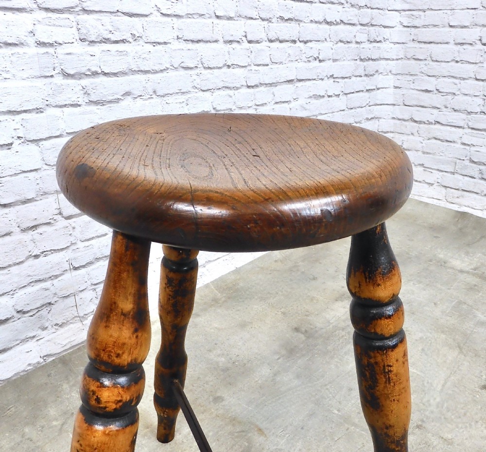 Lacemaker's Stool View IV
