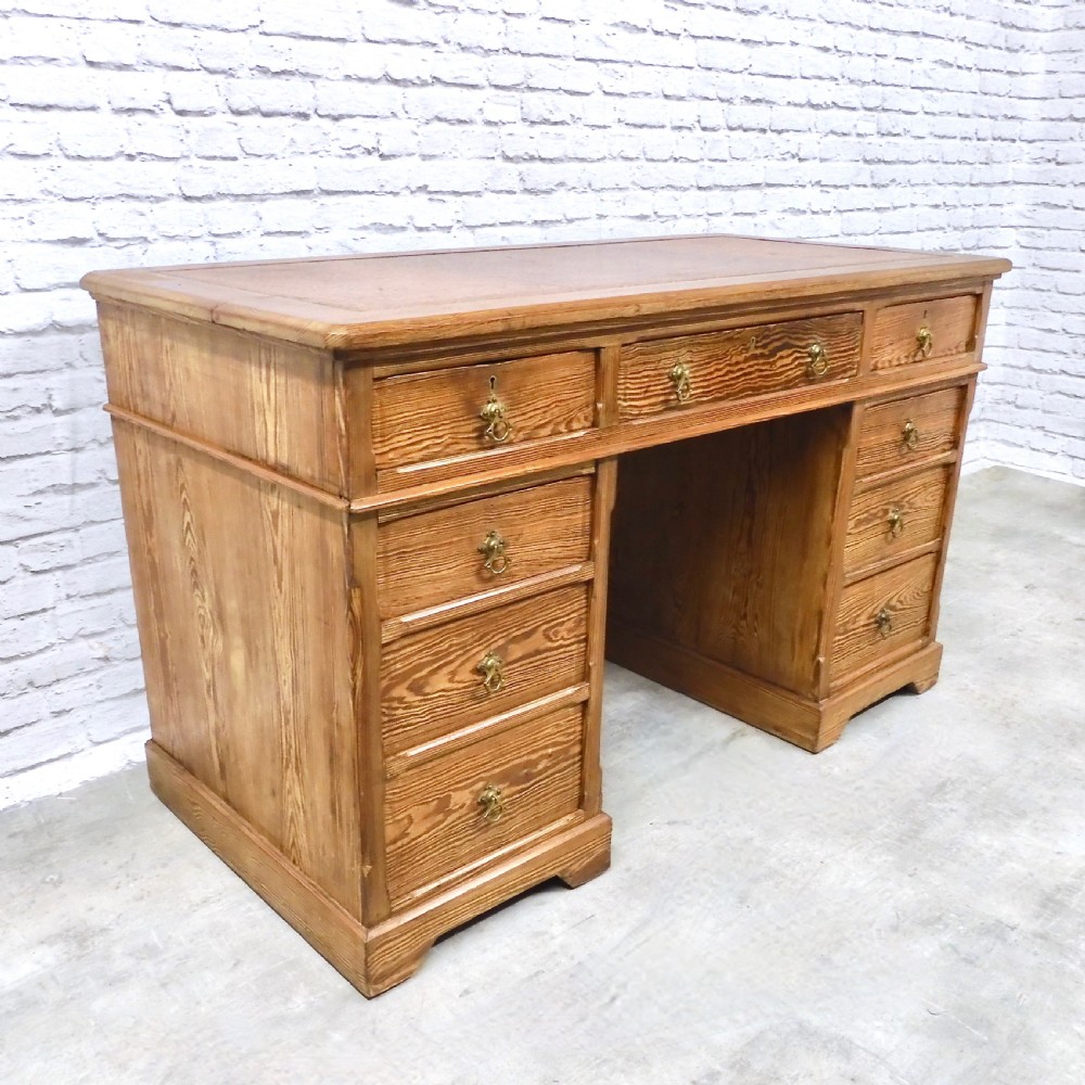 Pine Pedestal Desk