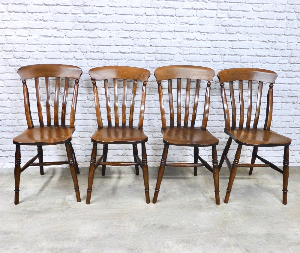 4x Windsor Kitchen Chairs View II