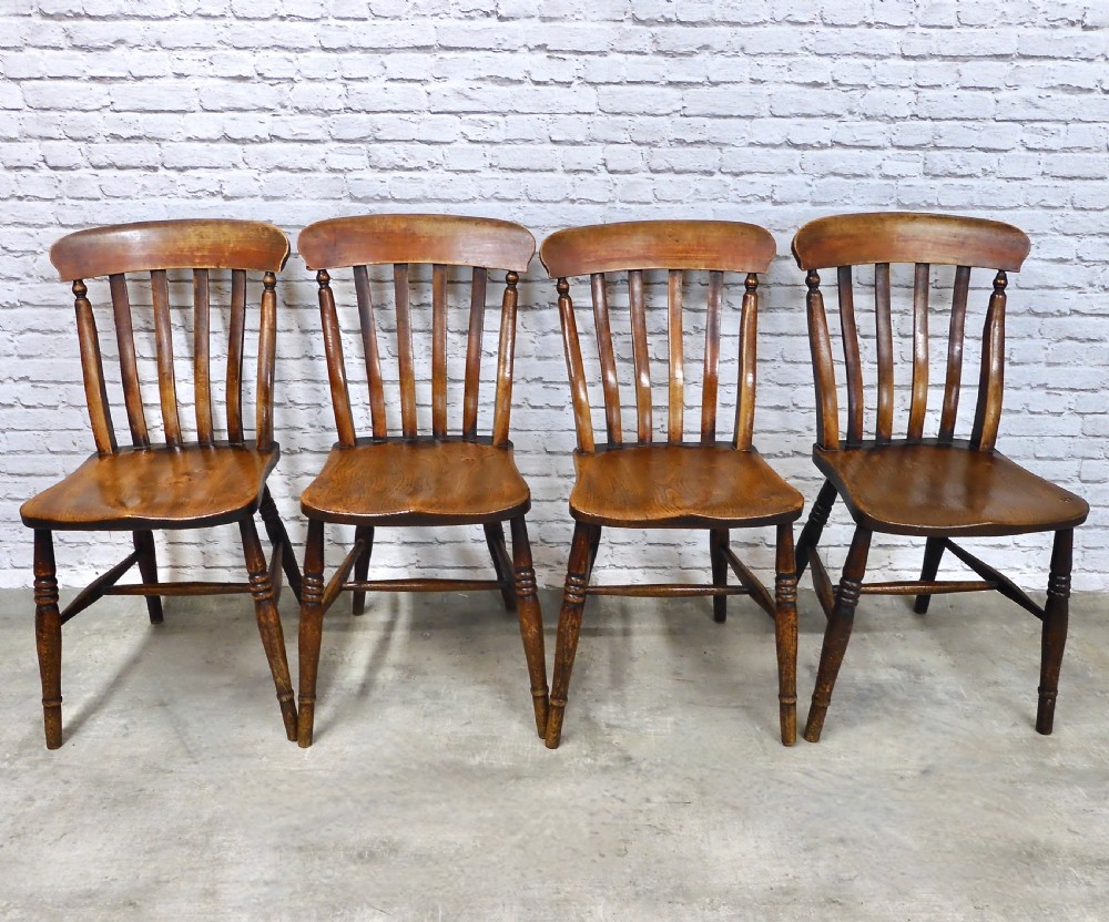 4x Windsor Kitchen Chairs View II
