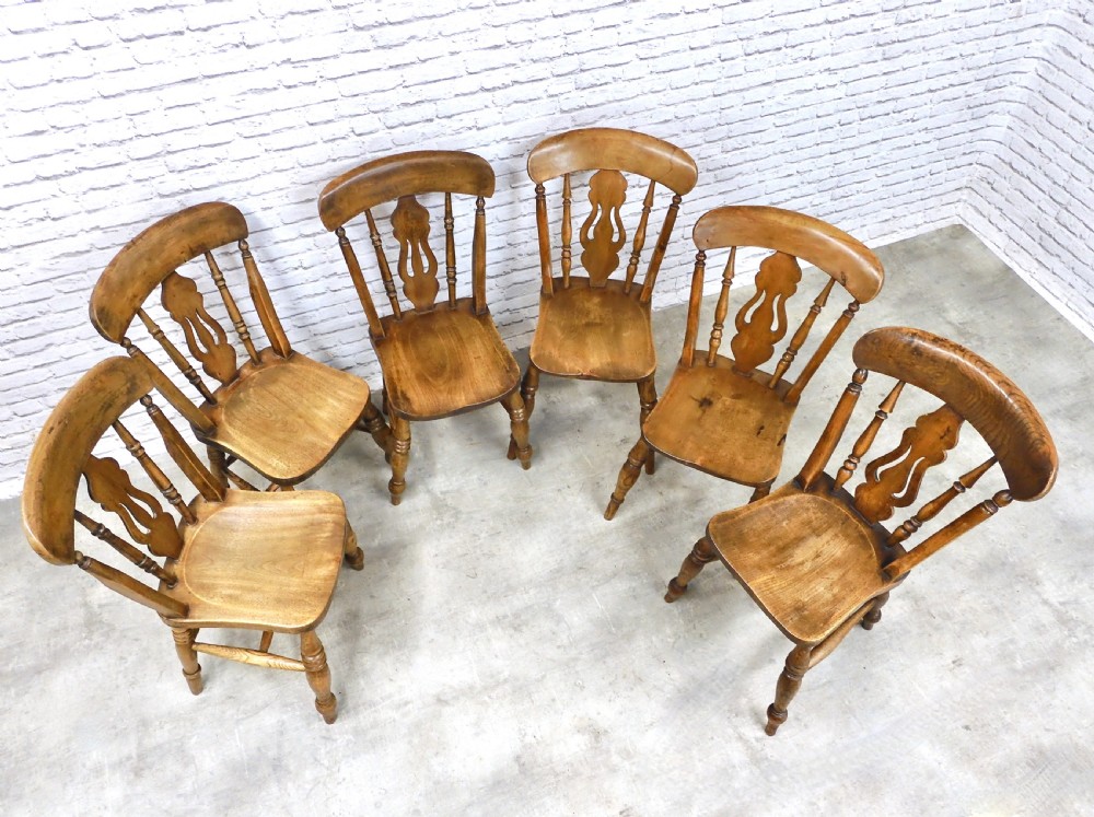 6x Windsor Kitchen Chairs View III