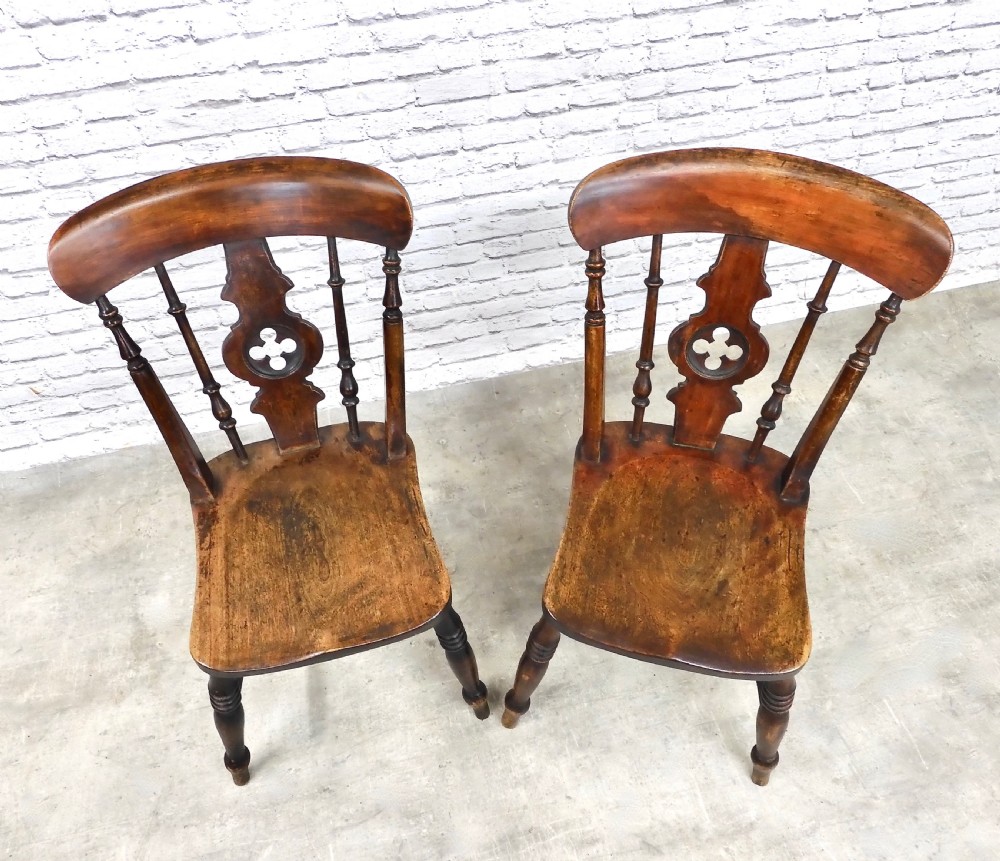 2x Windsor Chairs View III