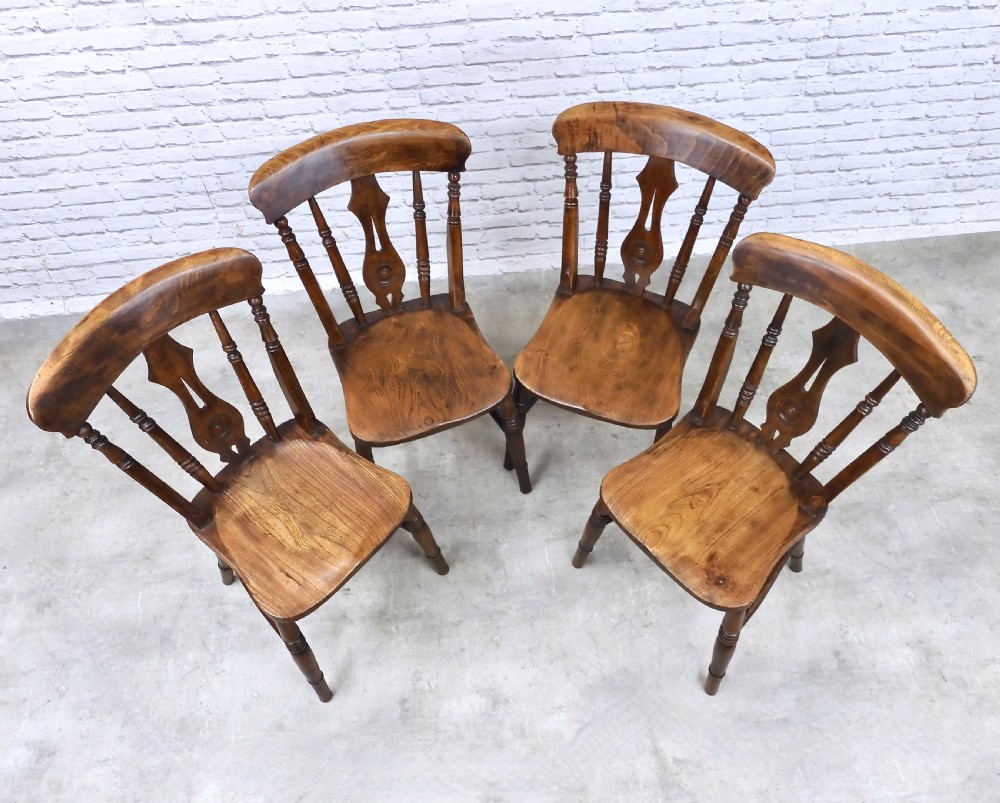 Set x4 Windsor Farmhouse Kitchen Chairs View III