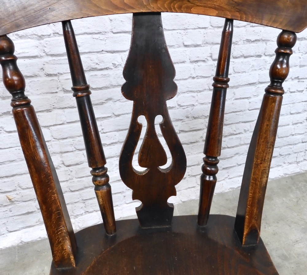 Windsor Kitchen Chairs x2 View IV