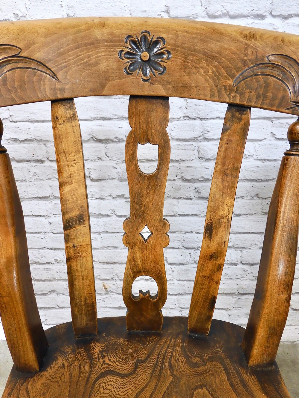 Windsor Kitchen Chairs x2 View IV