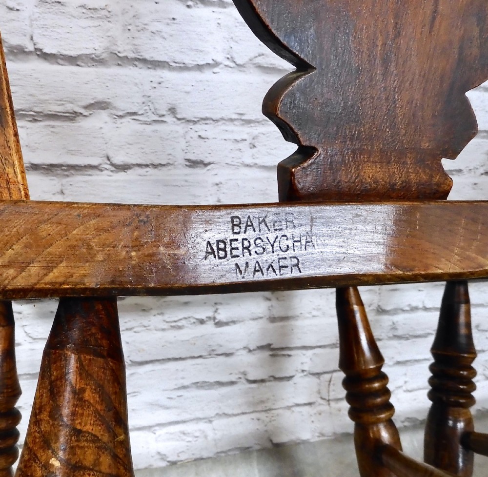 Set 4 Farmhouse Kitchen Chairs View VII