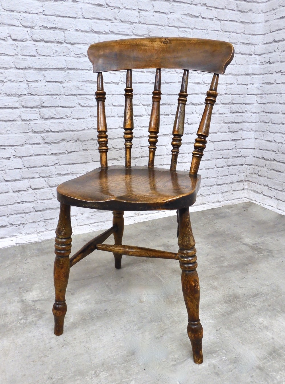 set 4 Windsor Kitchen Chairs View VII