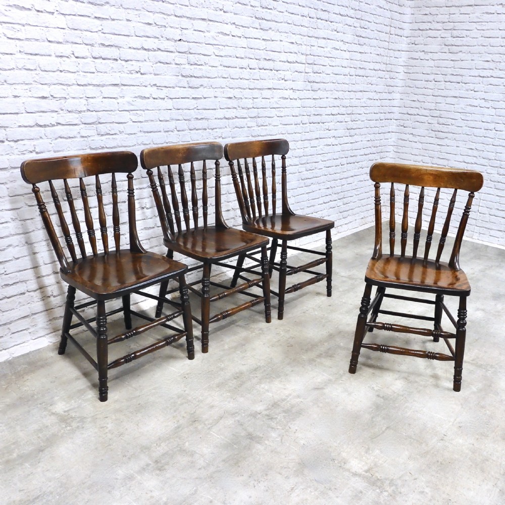 Set 4 Country kitchen Chairs