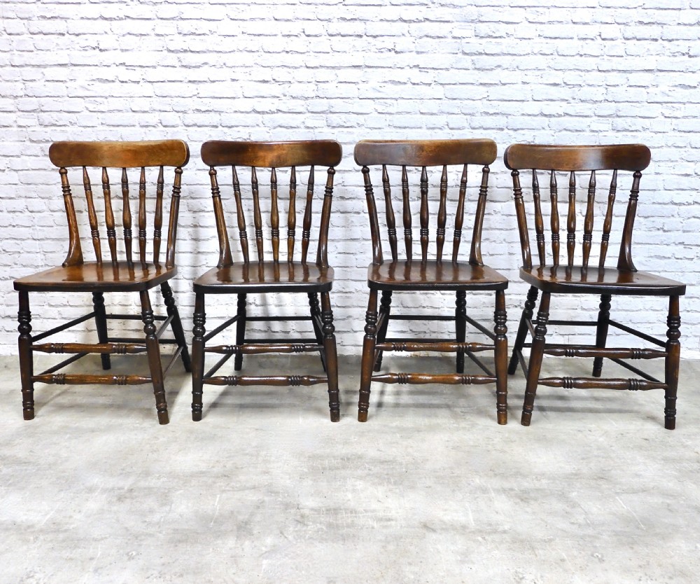 Set 4 Country kitchen Chairs View II