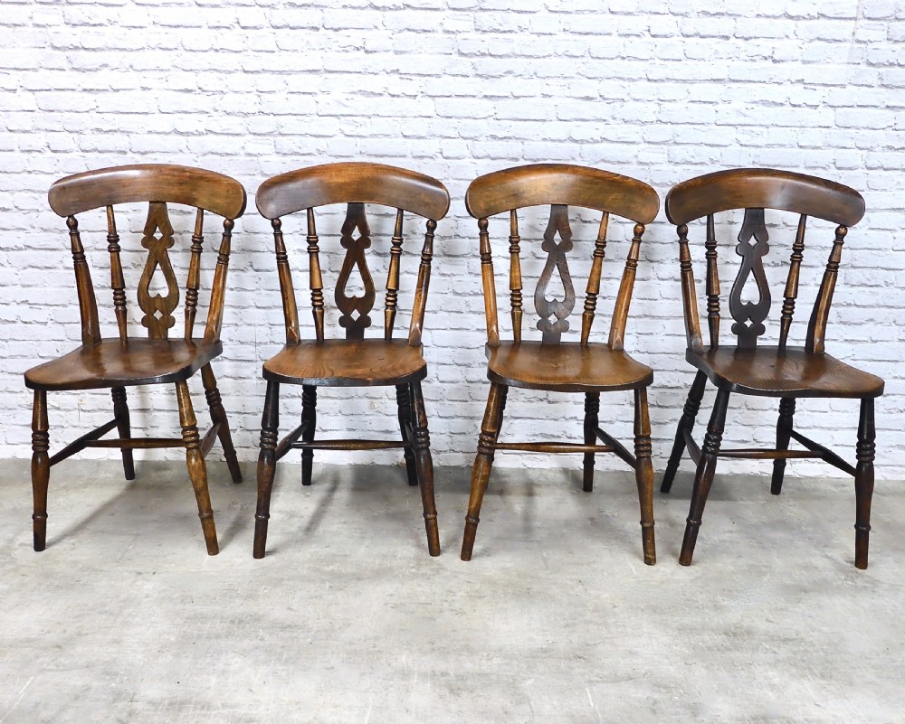 Set 4 Windsor Kitchen Chairs View III